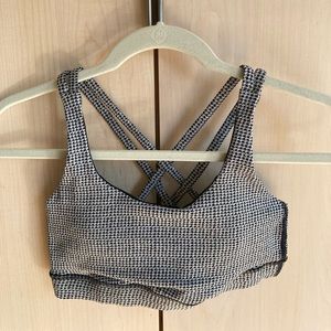 Lululemon energy bra, size 6